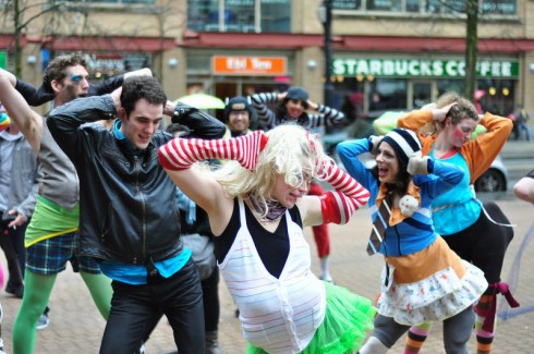 Bouffon Flash Mob dancing